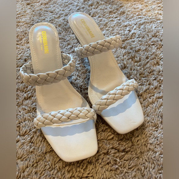 Cushionaire Shoes - White Braided Strap Women’s Slide Sandals